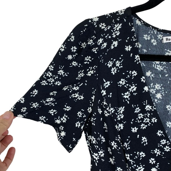 REFORMATION Locklin Floral Print Dress in Black Sz 4 Cottagecore Feminine Midi - Picture 5 of 15